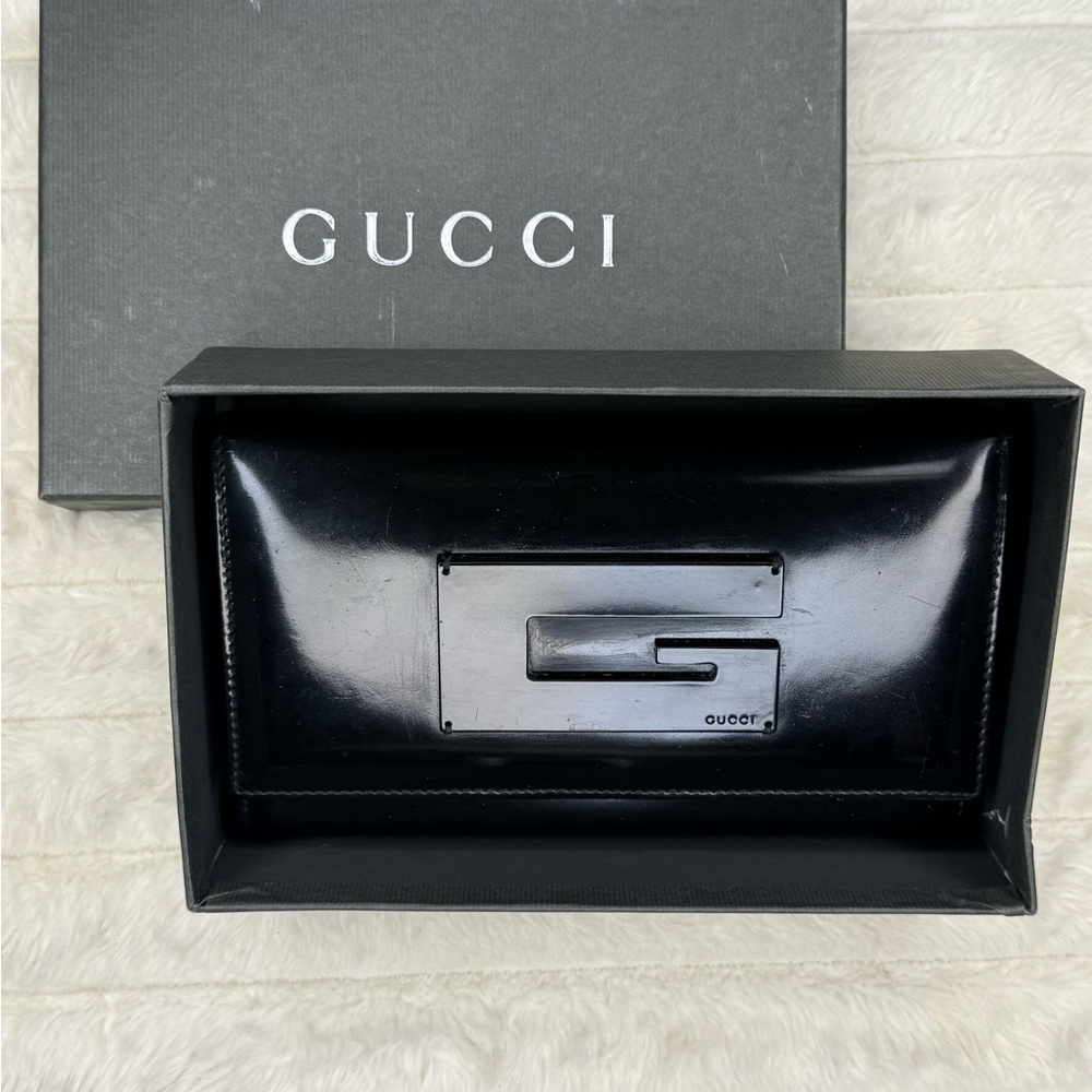 GUCCI PATENT LEATHER WALLET W/ BOX